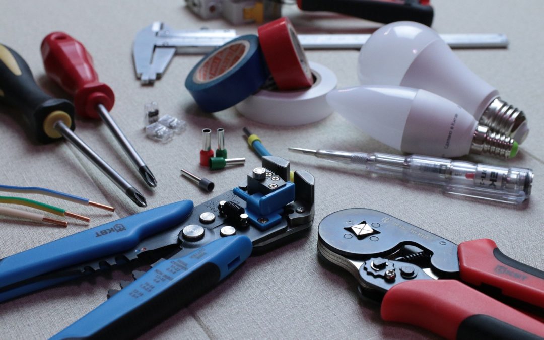 Certificat de professionalitat d’electricitat de baixa tensió- Categoria bàsica-